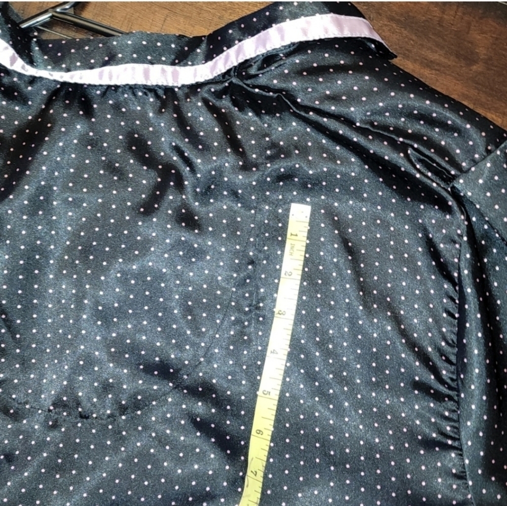 Elegant Black and Pink Women's Pajama Set - Picture 9 of 9